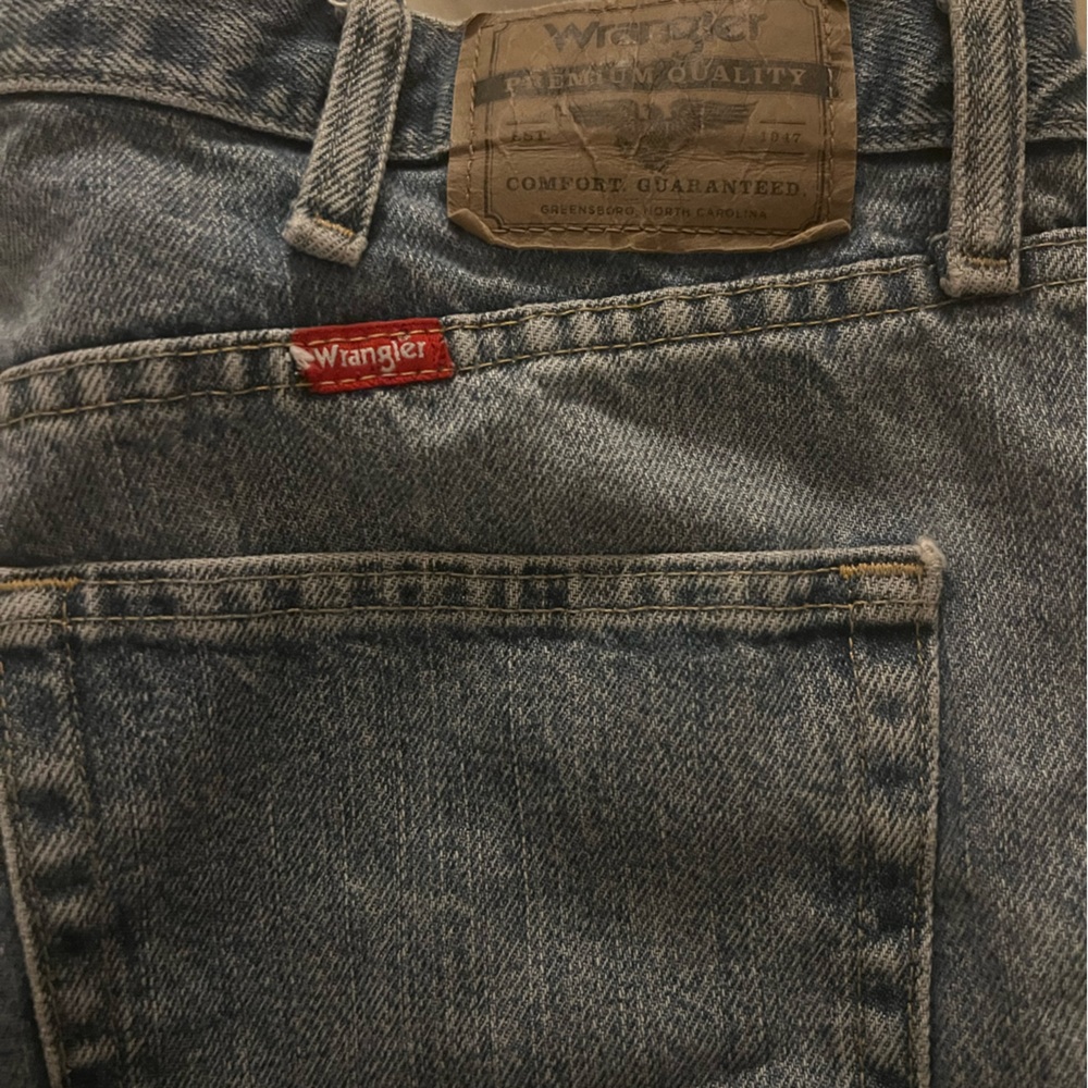 Wrangler Men's Classic Denim Jeans